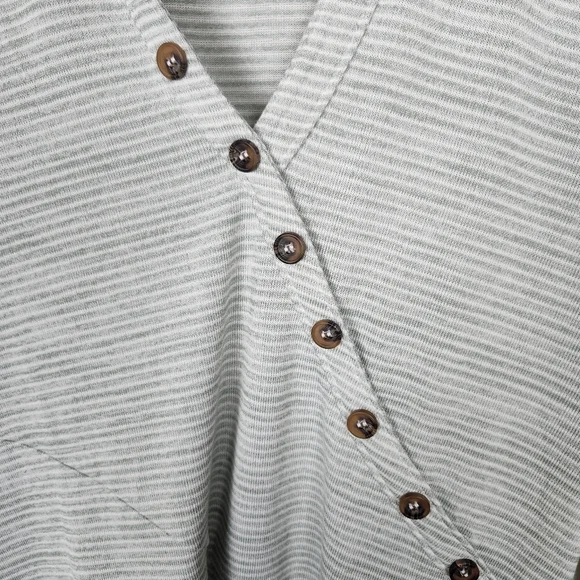 Soft Surroundings Green White Striped Button Detail Long Sleeve Tunic Top Sz S - Picture 3 of 7